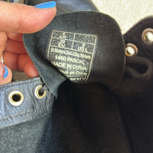 EUC Dr. Doc Martens Black Leather Boots - Picture 8 of 8